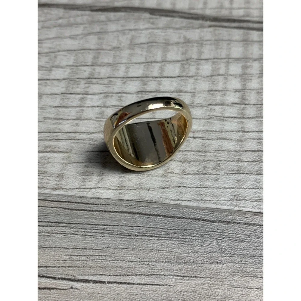 Vintage Gold Tone Signet Ring Black Onyx Style Inlay Minimalist Band Size 9